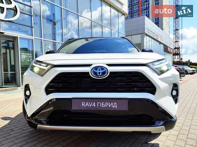 Новый Toyota RAV4 2025 - фото 5