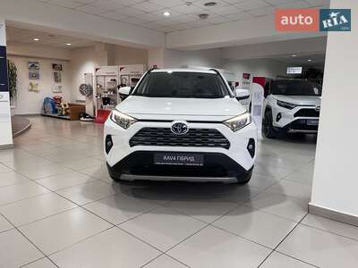 Новый Toyota RAV4 2025 - фото 2