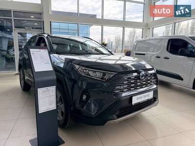 Новый Toyota RAV4 2025 - фото 2