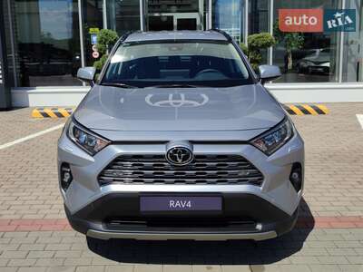 Новый Toyota RAV4 2025 - фото 2