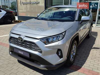 Новый Toyota RAV4 2025 - фото 3