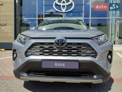Новый Toyota RAV4 2025 - фото 4