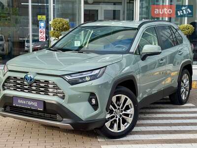 Toyota RAV4 2025 Premium