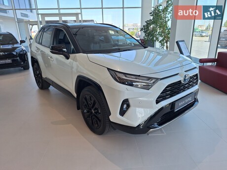 Toyota RAV4 2025