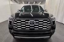 Toyota Sequoia Base