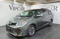 Toyota Sienna Base