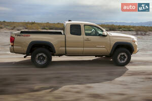 Toyota Tacoma 2018 року