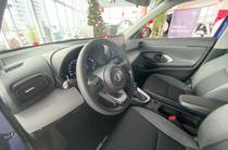 Toyota Yaris Cross Live