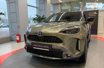 Toyota Yaris Cross 2024 в Киев