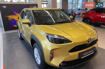 Toyota Yaris Cross 1.5 Hybrid e-CVT (116 к.с.) 2022 Toyota Yaris Cross 1.5 Hybrid e-CVT (116 к.с.) 2022