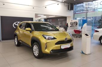 Toyota Yaris Cross 1.5 MHEV e-CVT (116 к.с.) 2022 Toyota Yaris Cross 1.5 MHEV e-CVT (116 к.с.) 2022