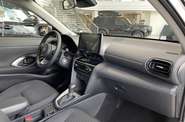 Toyota Yaris Cross Live