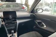 Toyota Yaris Cross Live