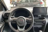 Toyota Yaris Cross Live