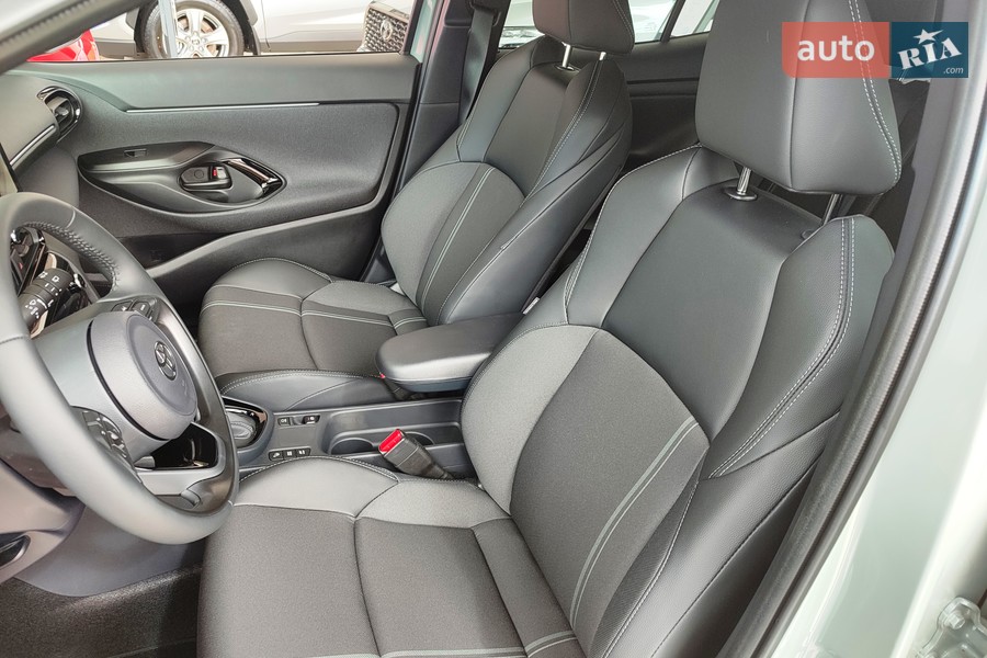 Toyota Yaris Cross - фото 13