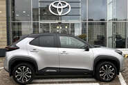 Toyota Yaris Cross Lounge