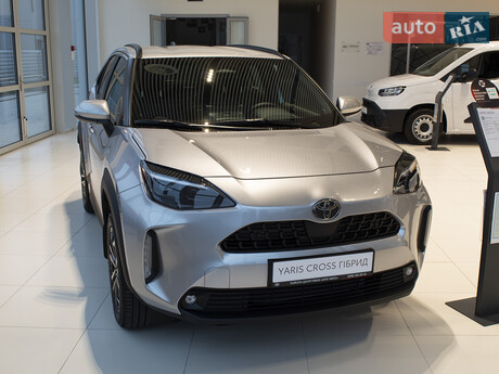 Toyota Yaris Cross 2025