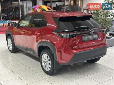 Новий Toyota Yaris Cross 2025 - фото 4