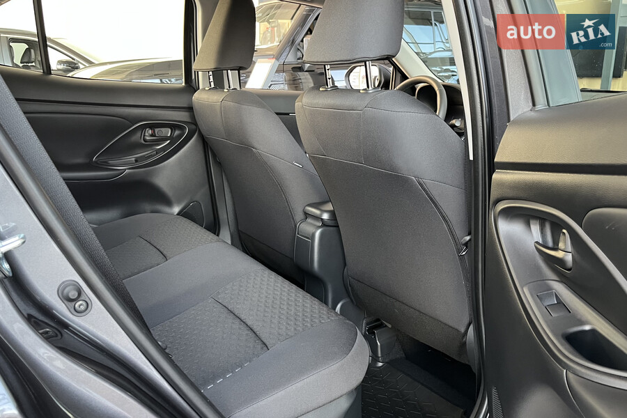 Toyota Yaris Cross - фото 18