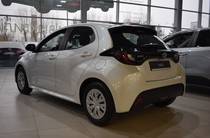 Toyota Yaris Active