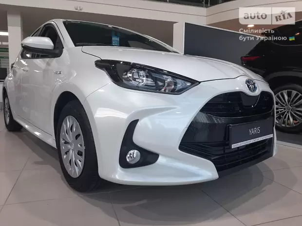 Toyota Yaris Active