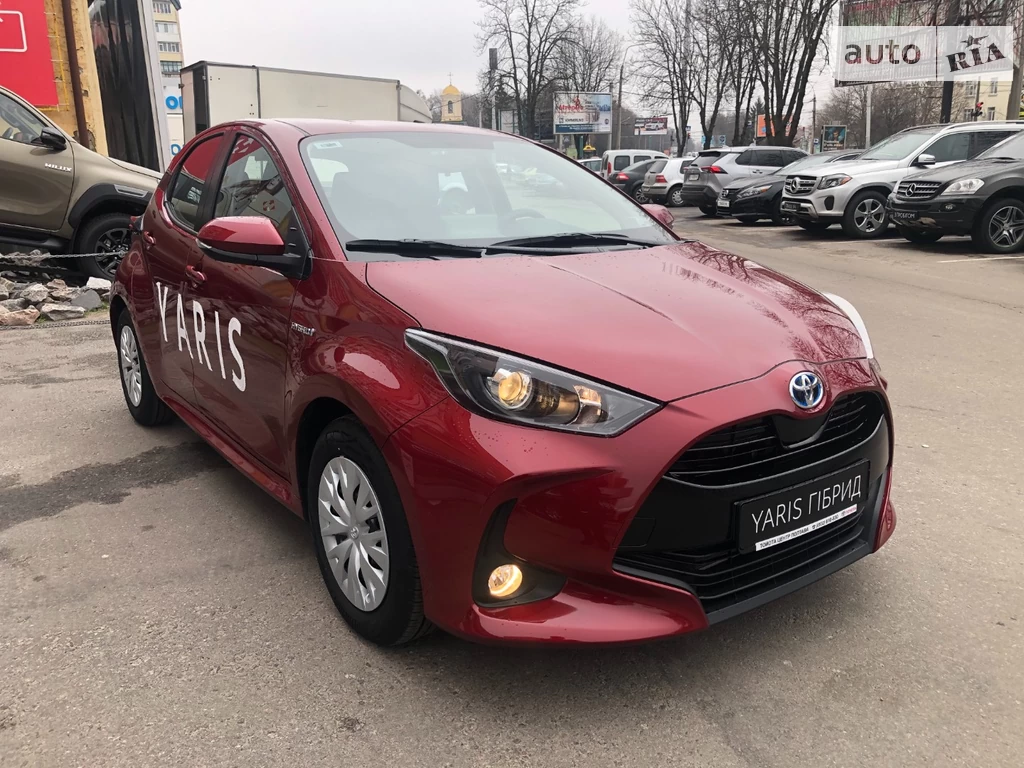 Toyota Yaris Active