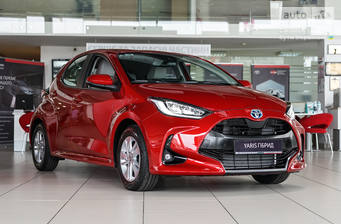Toyota Yaris 2023 Elegant