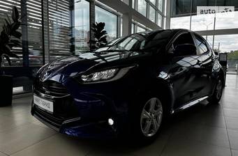 Toyota Yaris 1.5i Hybrid e-CVT (116 к.с.) 2024