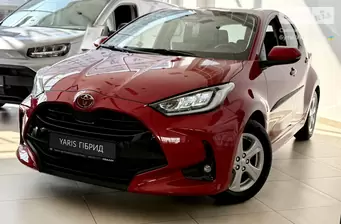 Toyota Yaris Lounge 1.5i Hybrid e-CVT (116 к.с.) Фото 4