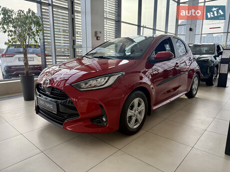 Toyota Yaris 2024