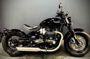 Triumph Bobber Base