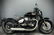 Triumph Bobber Base