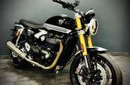 Triumph Speed Twin Base