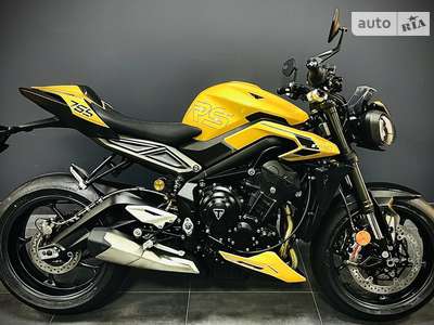 Triumph Street Triple 2025 Base