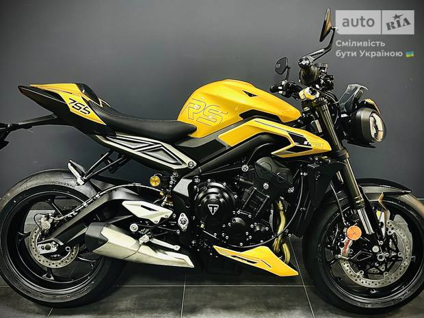 Triumph Street Triple 2025
