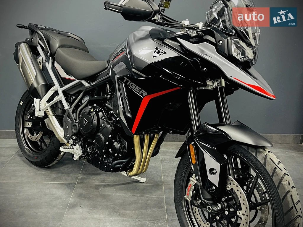 Triumph Tiger Base