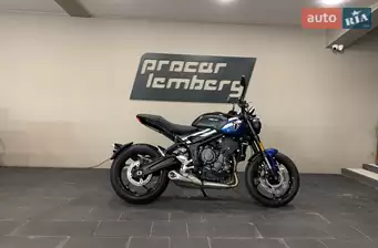 Triumph Trident