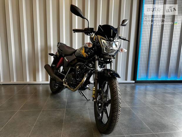 TVS Apache RTR180 2025