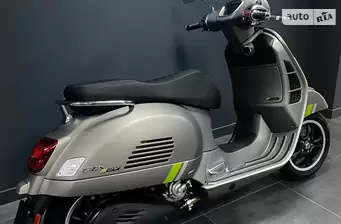 Vespa GTS