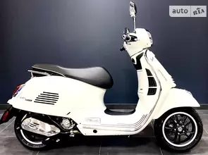 Vespa GTS