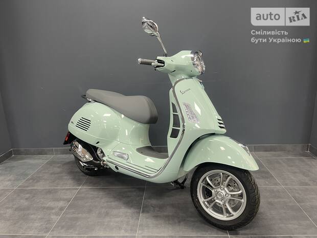 Vespa GTS 2025