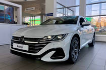 Volkswagen Arteon R-Line