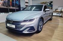 Volkswagen Arteon R-Line