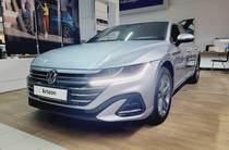 Volkswagen Arteon R-Line