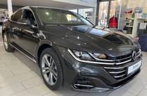 Volkswagen Arteon R-Line