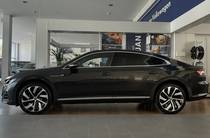 Volkswagen Arteon R-Line