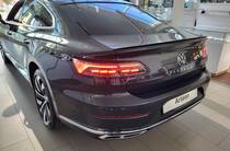 Volkswagen Arteon R-Line