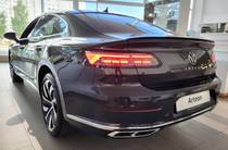 Volkswagen Arteon R-Line