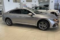 Volkswagen Arteon R-Line