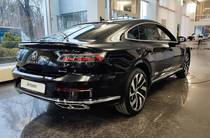 Volkswagen Arteon R-Line